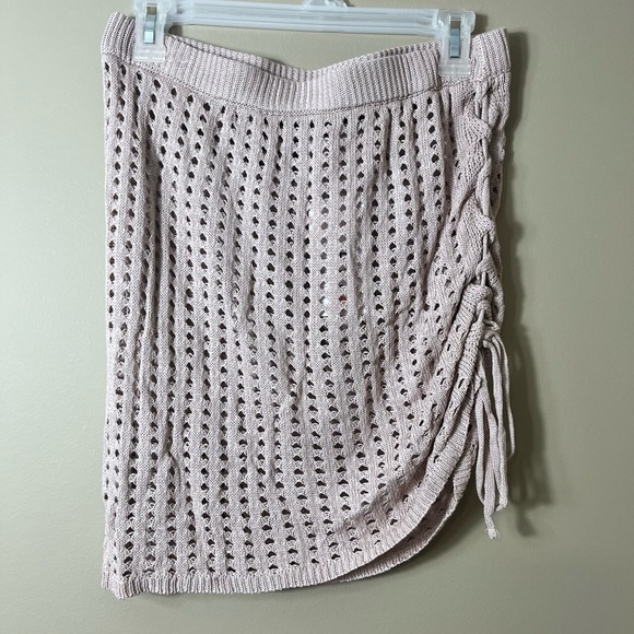 NWT Beige Mauve Knit Crochet Swimsuit Cover-Up Skirt Size Medium Boho Beachwear - Picture 5 of 9